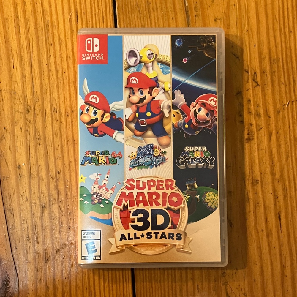 Nintendo Super Mario 3D All-Stars Game - Red and Blue
